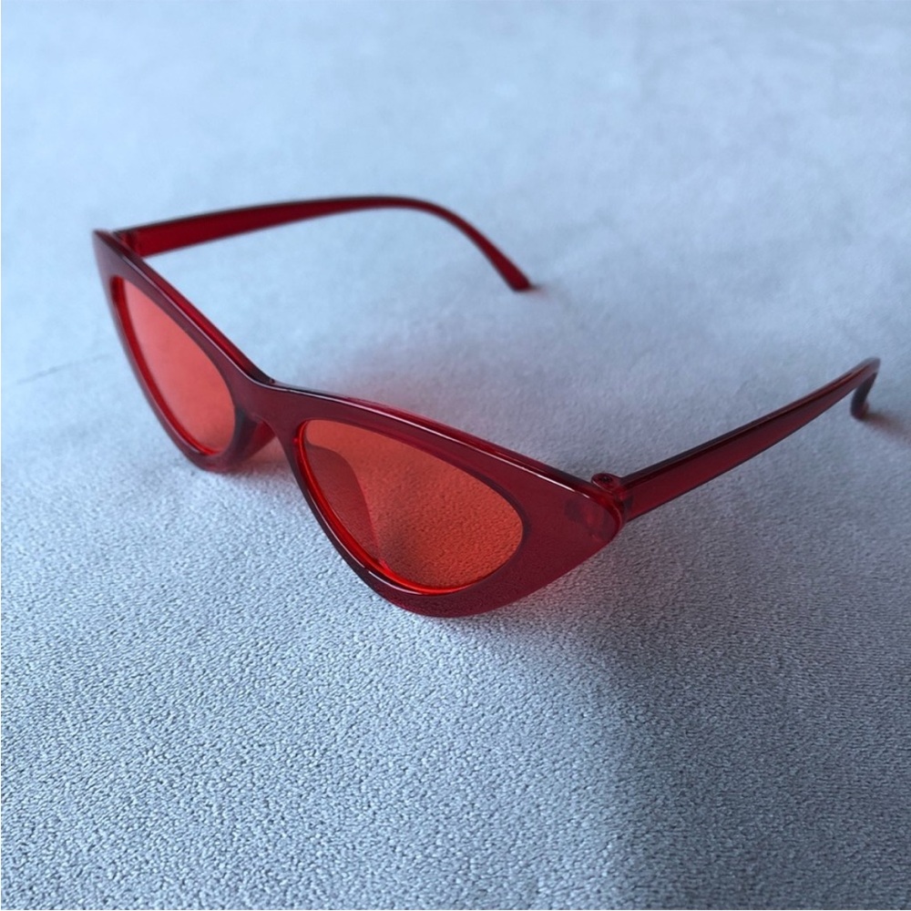 Clear Red Frames Cat Eye Sunglasses ~ Red Lens ~ Brand New!
